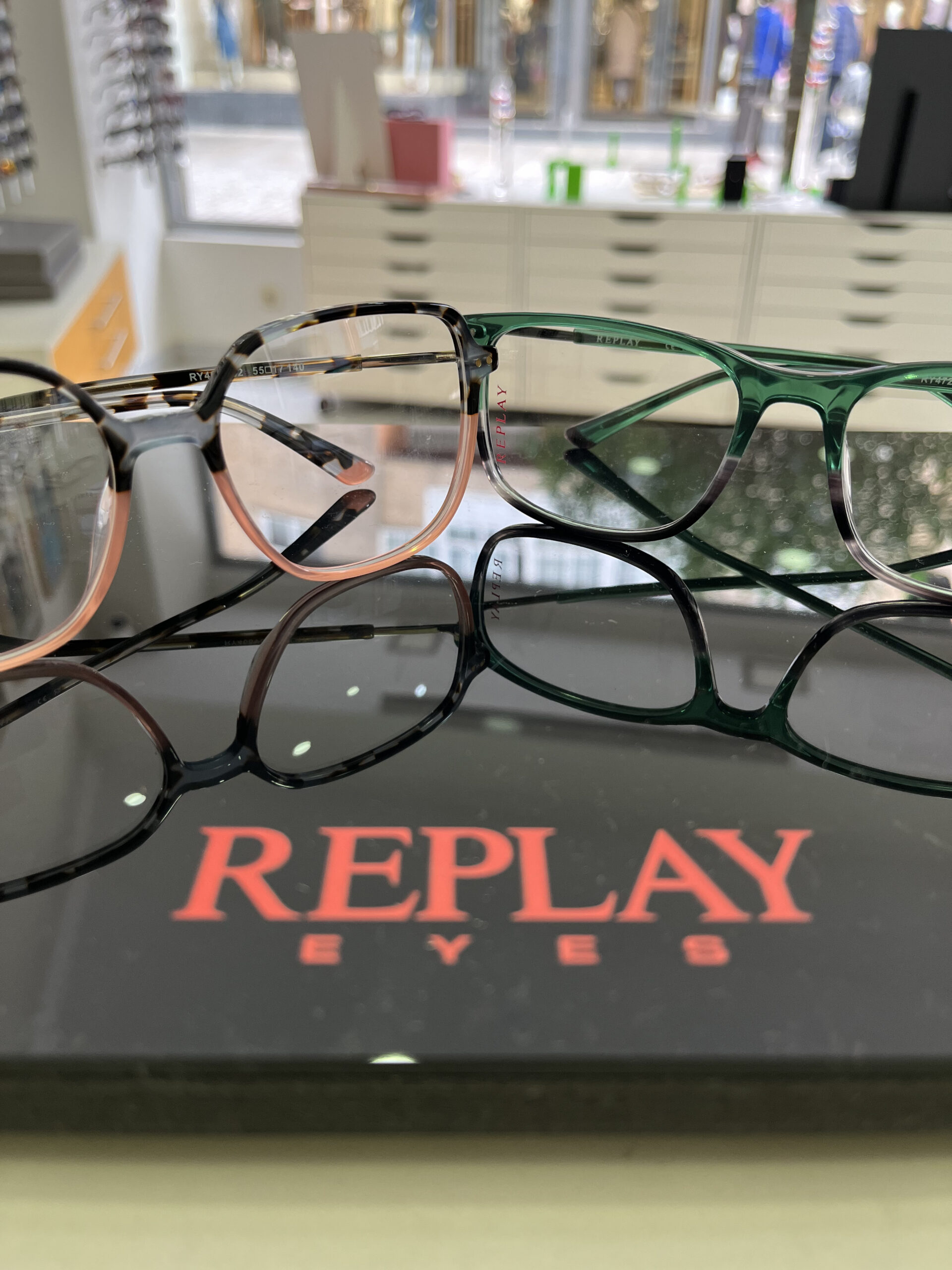 NUEVA COLECCIÓN – REPLAY